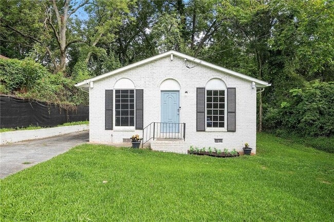 Primary Photo - 1351 Eason St NW