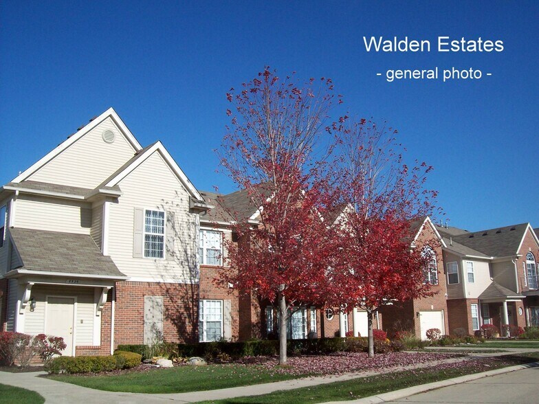 Building Photo - 8280 Heywood Cir