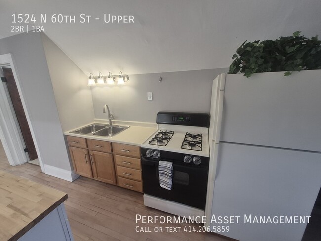 Building Photo - Cozy 2BD/1BA Washington Heights Upper