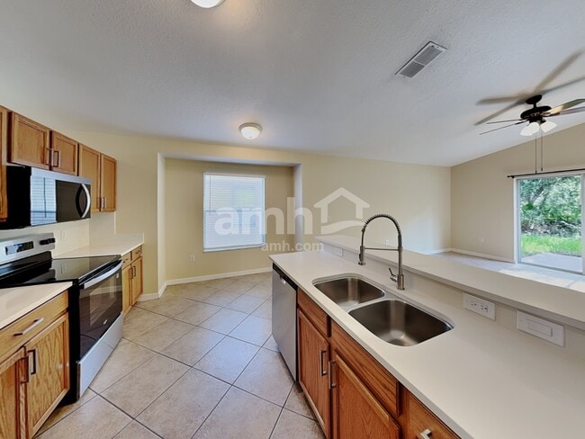Building Photo - 1753 Sage Creek Ct