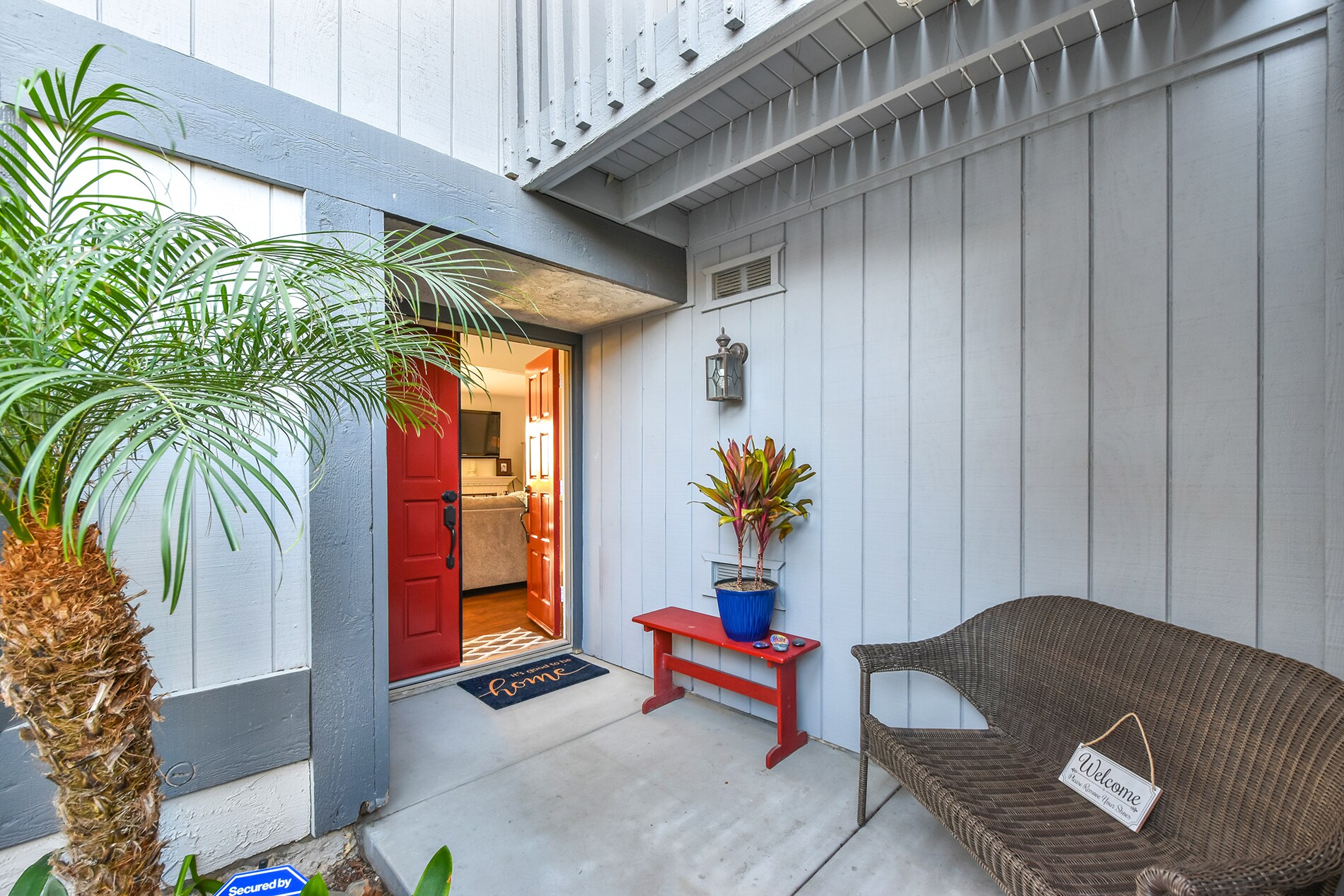 Building Photo - 385 Calle Borrego