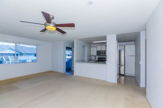 Building Photo - Hillsdale4 Mililani Mauka Town House- Upst...