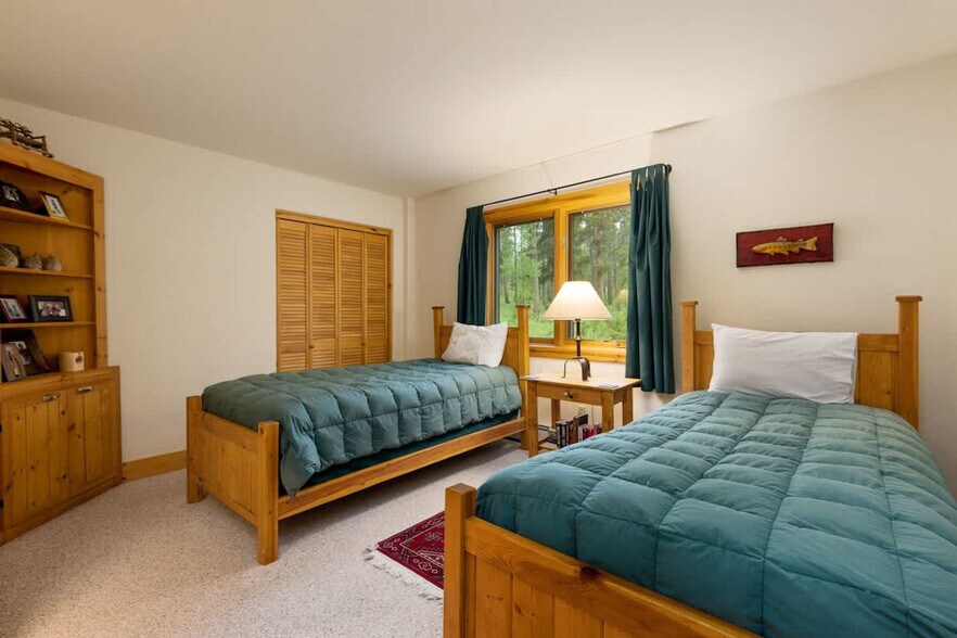 Building Photo - 929 American Way