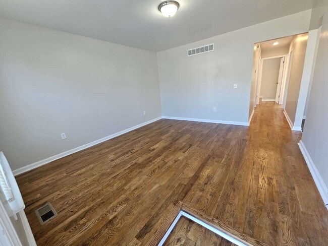 Building Photo - 23084 Lambrecht Ave