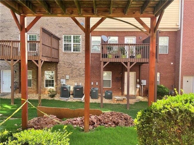 Building Photo - 3441 Lockmed Dr NW