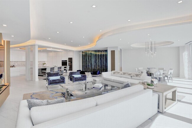 Building Photo - 701 N Fort Lauderdale Beach Blvd