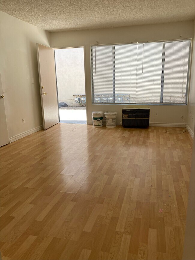 314 S Electric Ave 314 S Electric Ave Alhambra CA 91803 Apartment