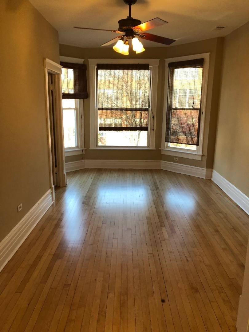 Building Photo - 1709 Irving Park W Rd