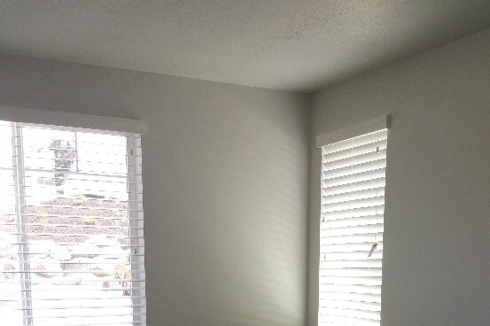 Building Photo - 1070 E Riches Ave