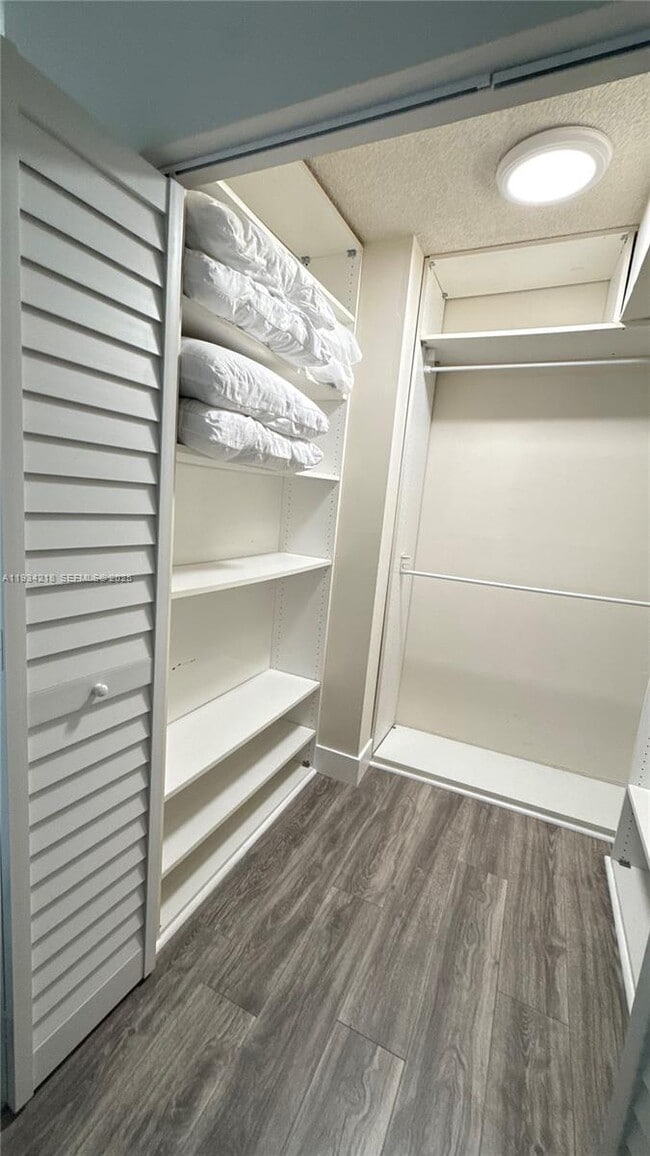 Building Photo - 2935 NE 163rd St