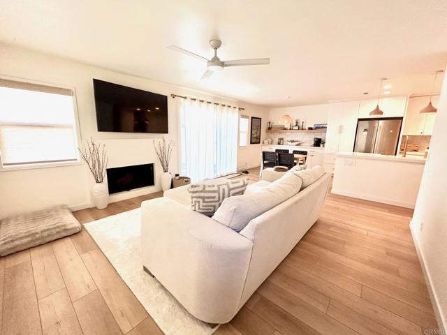 Primary Photo - 215 Countryhaven Rd