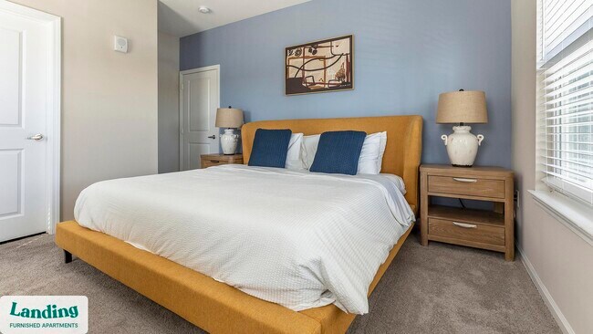 Building Photo - 915 Brentmoor Dr