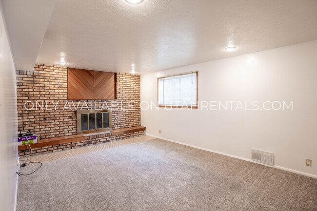 Building Photo - 1429 N 800 W