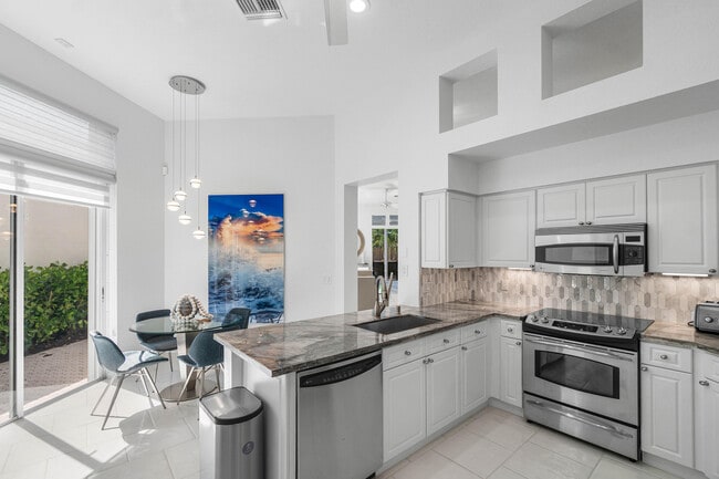 Building Photo - 2412 NW 67th St