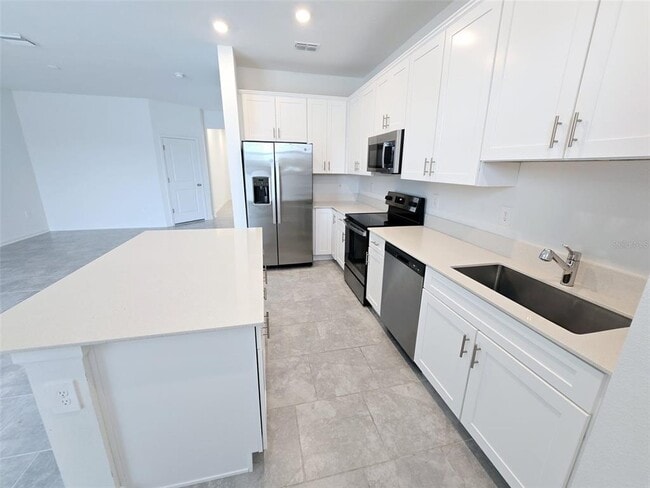 Building Photo - 7649 Stone Crk Trl