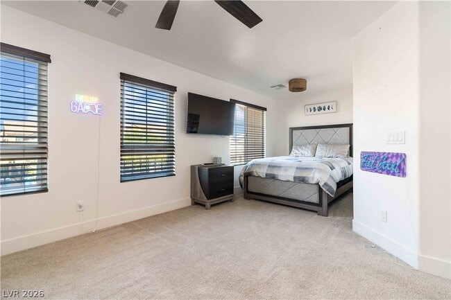 Building Photo - 9758 Hawk Crest St