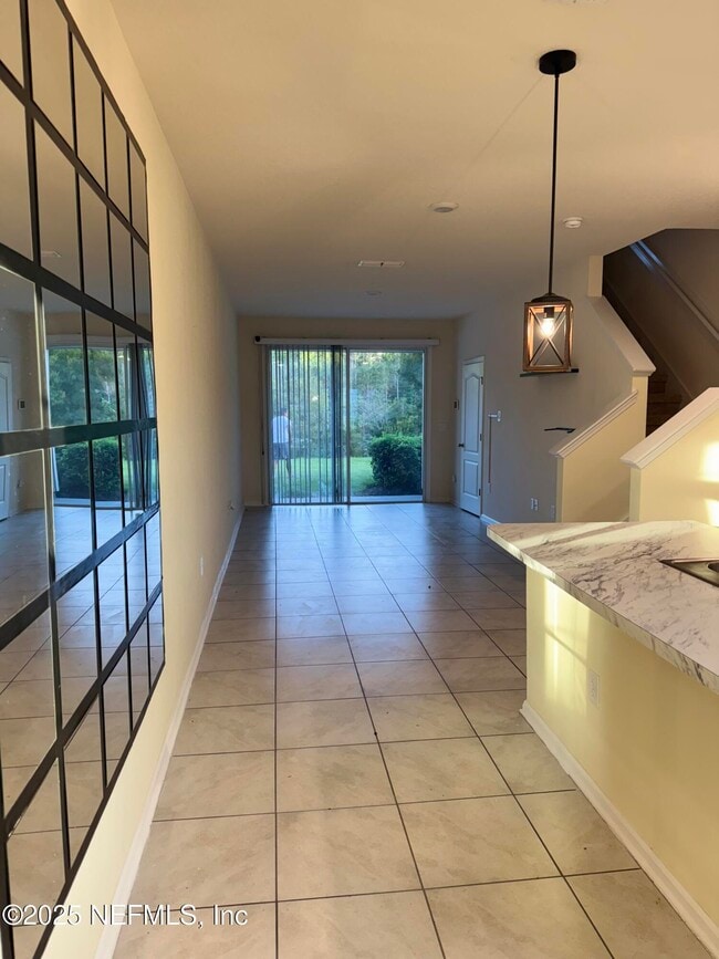 Building Photo - 575 Oakleaf Plantation Pkwy