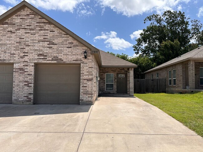 Primary Photo - 7511 Novella Dr