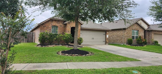 Building Photo - 23818 Giardini Dr