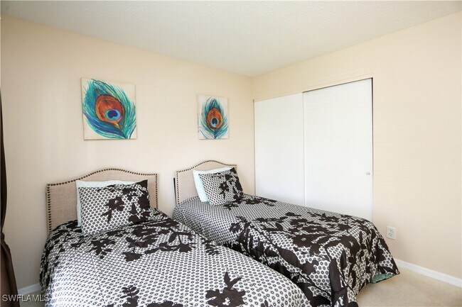 Building Photo - 287 Quail Forest Blvd