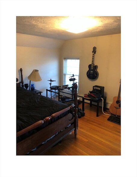 Building Photo - 263 Main St