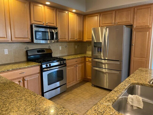 Building Photo - 11000 Calandrias St NW