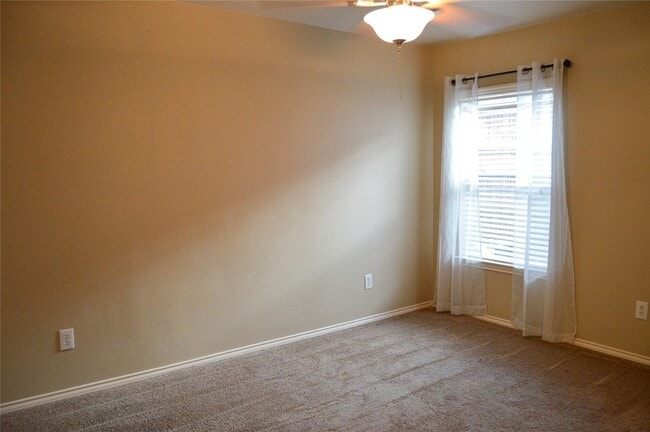 Building Photo - 17115 Sheffield Pines Ln