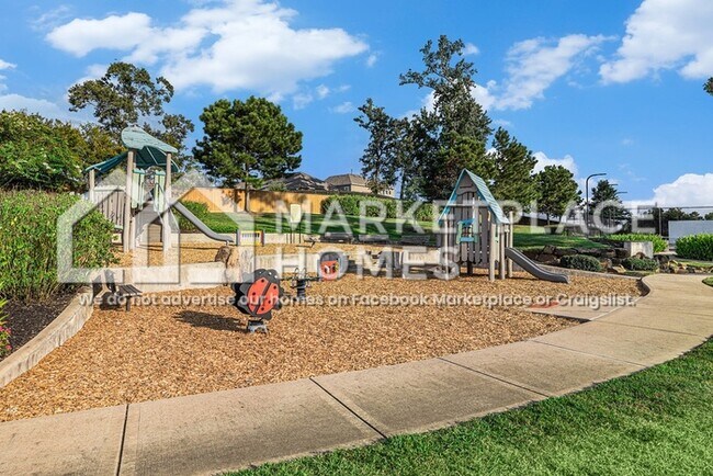 Building Photo - 6107 White Spruce Dr