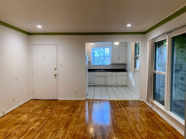 Interior Photo - MMA