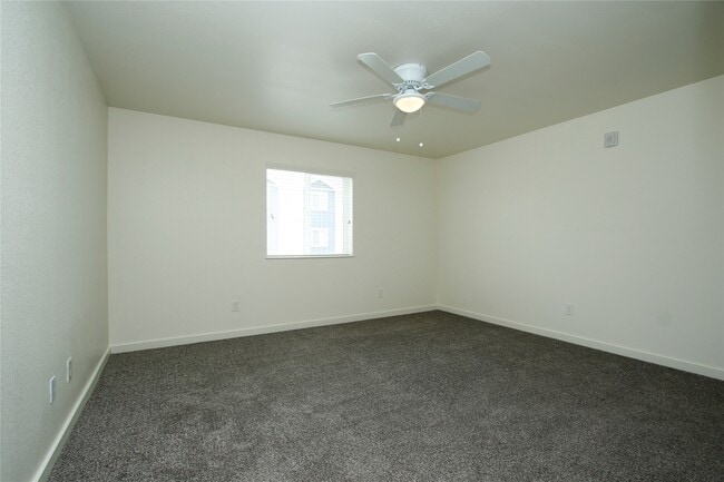 Building Photo - 21155 Gosling Rd