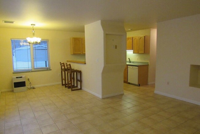 Building Photo - Beautiful 3 bedroom home in Fox for rent /...