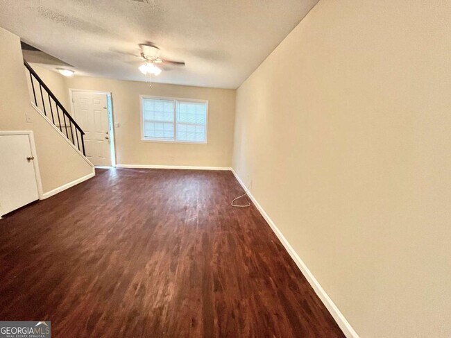 Building Photo - 100 Chalfont Dr