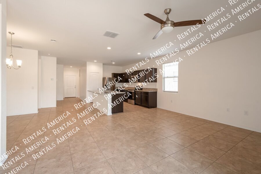 Building Photo - 11664 E Verbina Ln