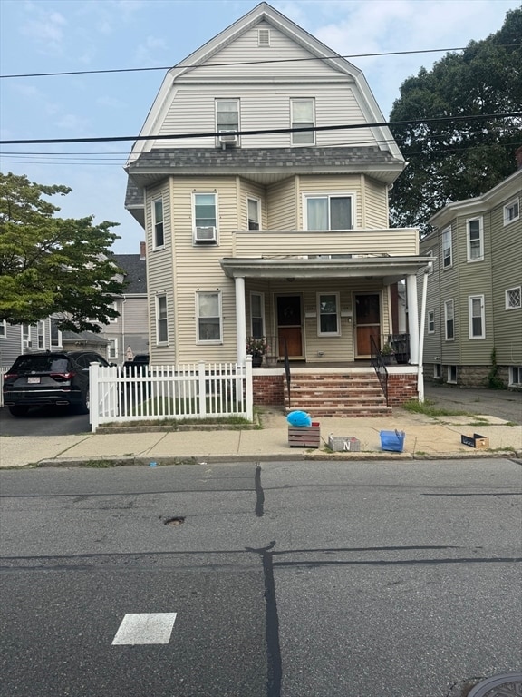 Primary Photo - 229 Spring St