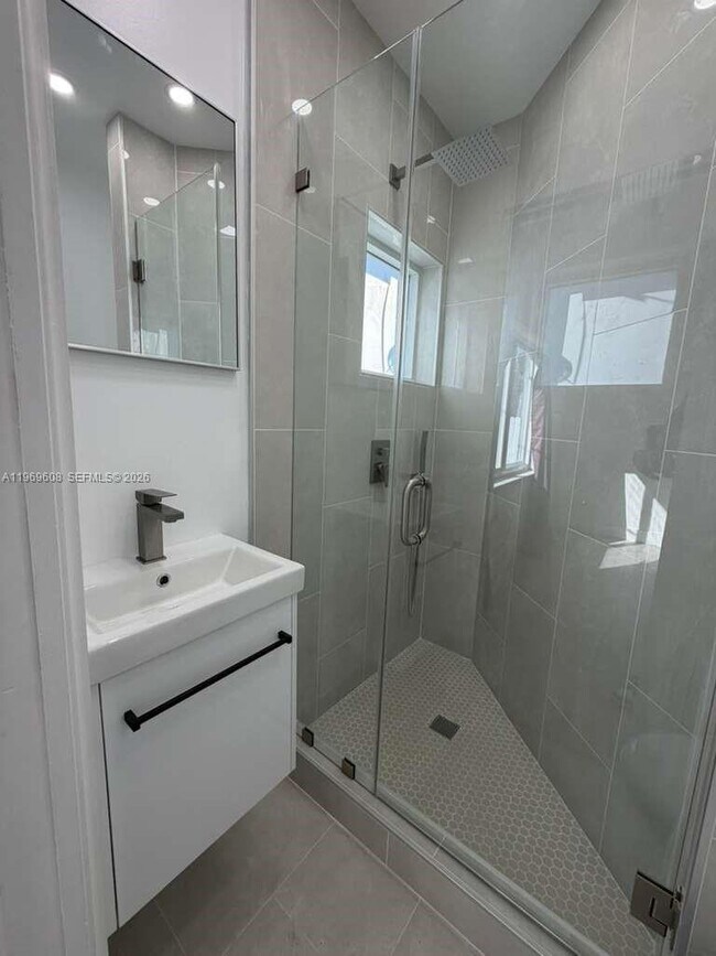 Building Photo - 9240 Nautilus Dr