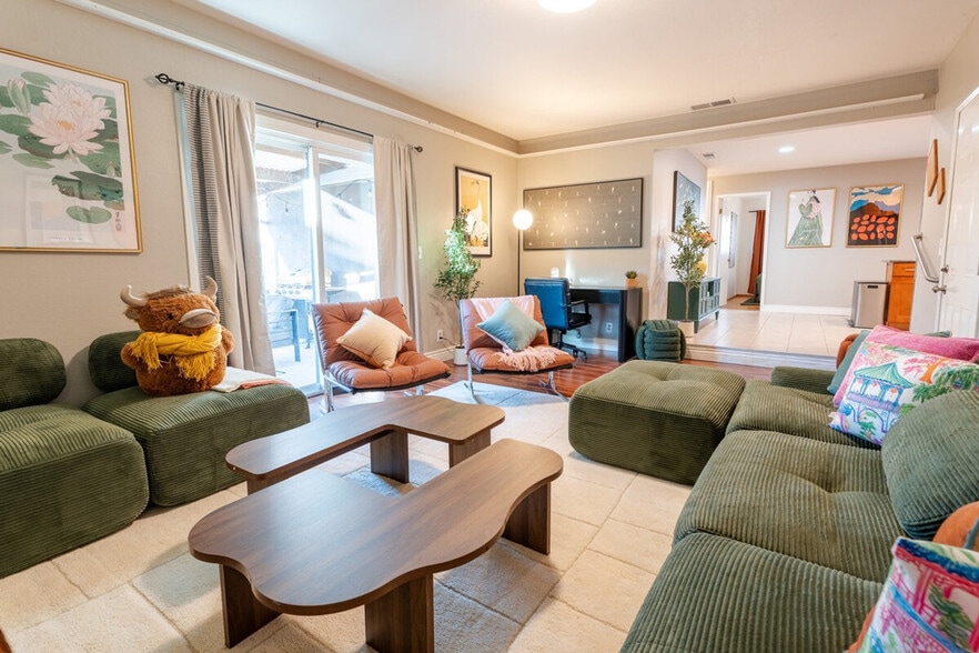 Building Photo - 771 Century Dr