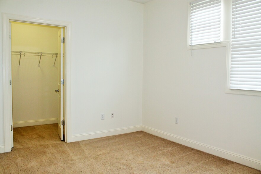 Building Photo - 33 Elk Ridge Ln