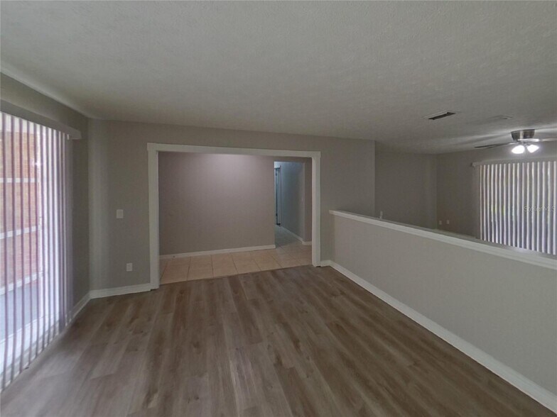 Building Photo - 114 Jeffrey Dr