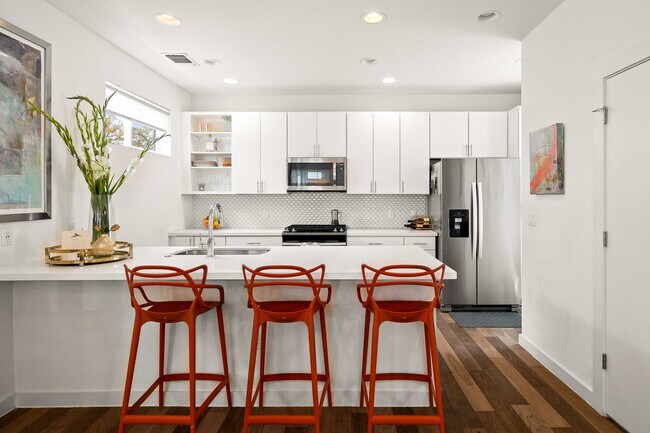 Building Photo - 3109 Aldwyche Dr