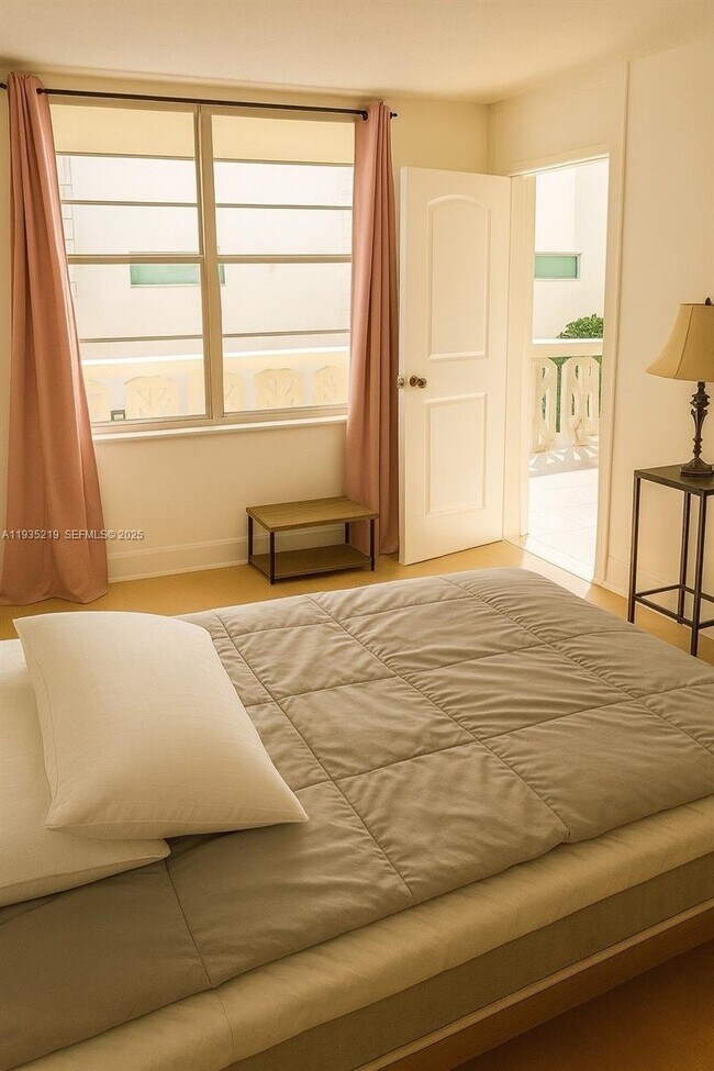 Building Photo - 1732 Meridian Ave