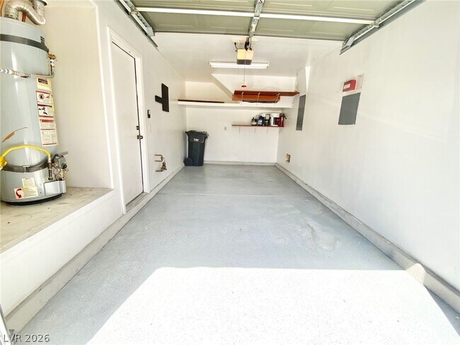 Building Photo - 1060 Paradise Coach Dr