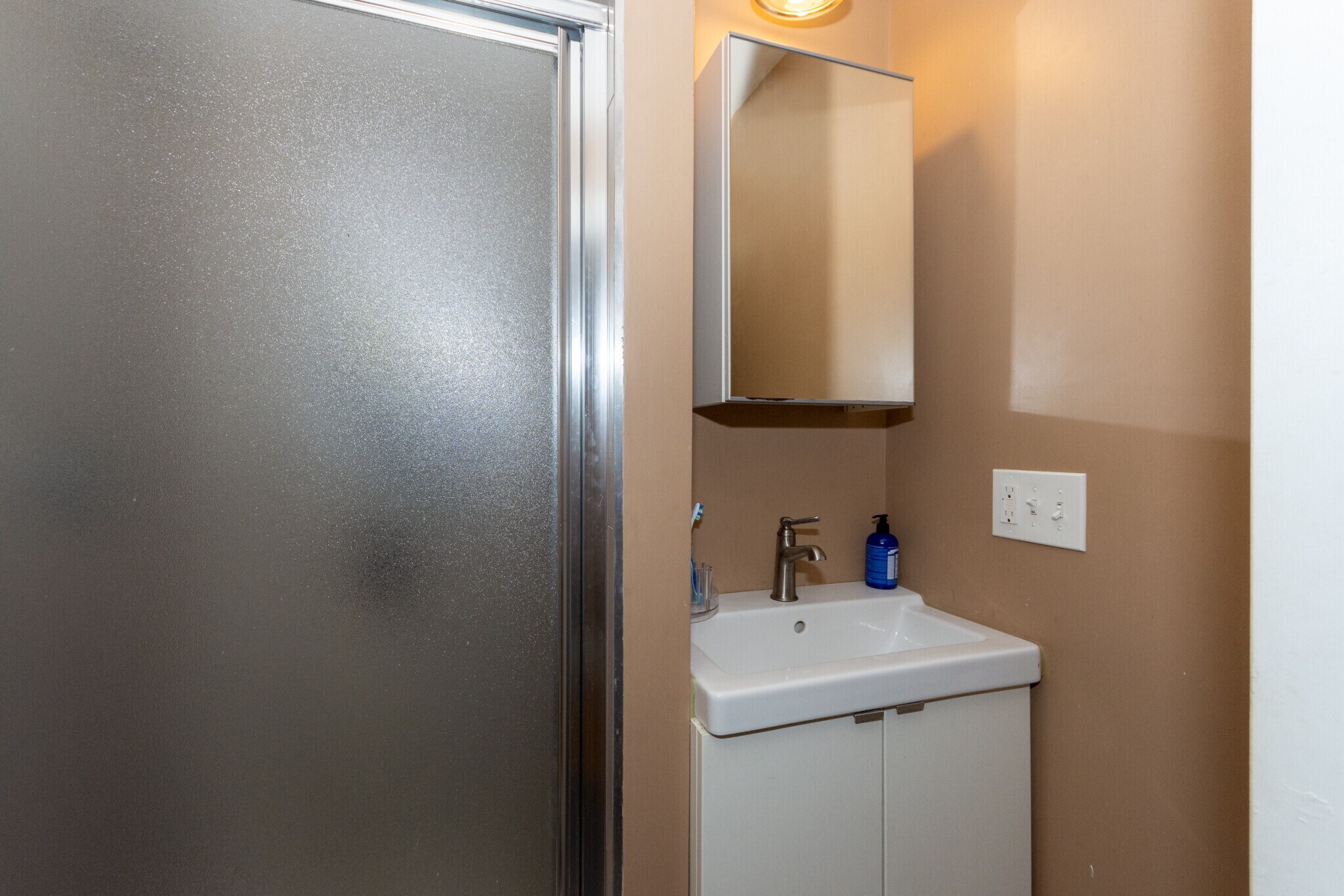 Building Photo - 21 Saint Lukes Rd