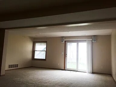 Building Photo - 4333 10 St NW