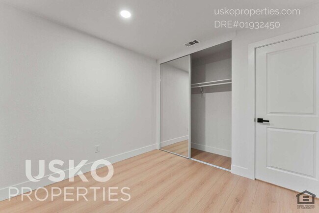 Building Photo - 5012 Lorijo Way