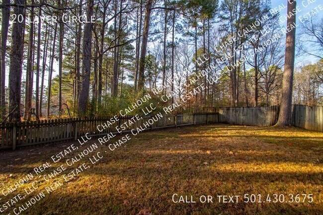 Building Photo - 20 Laver Cir