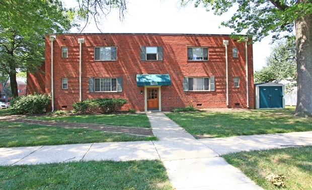 Building Photo - Hamilton Manor