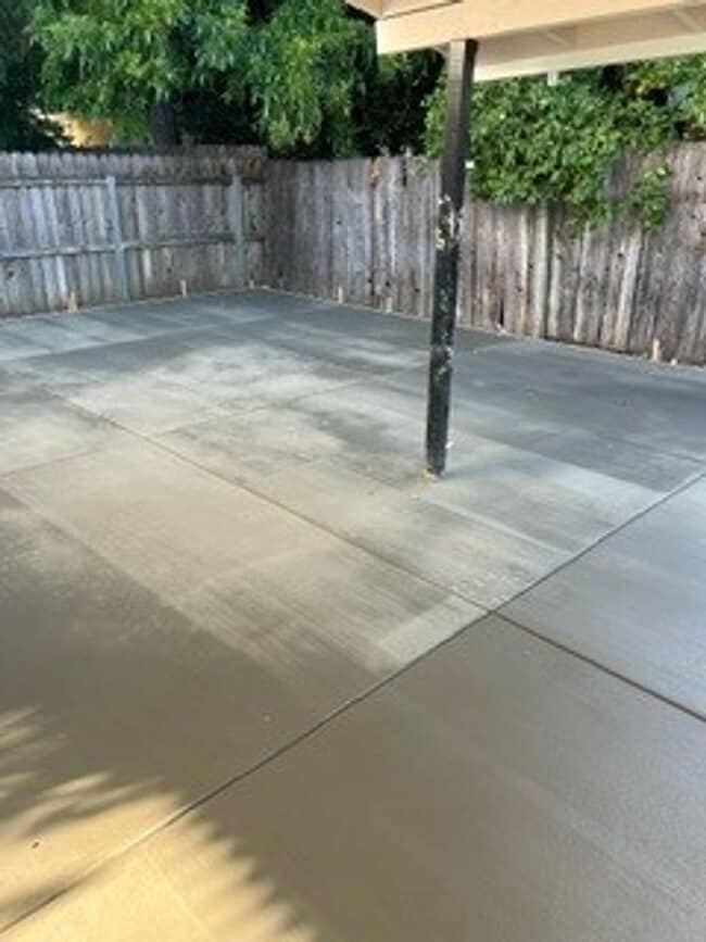 Building Photo - Beamer Duplex