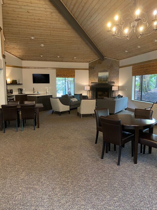 Club House - 1344 Bellevue Way NE