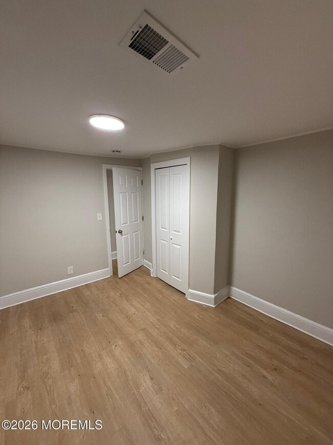 Building Photo - 148 Main St