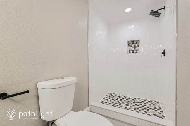 Building Photo - 1217 E Norfolk Street, Tampa, FL, 33604